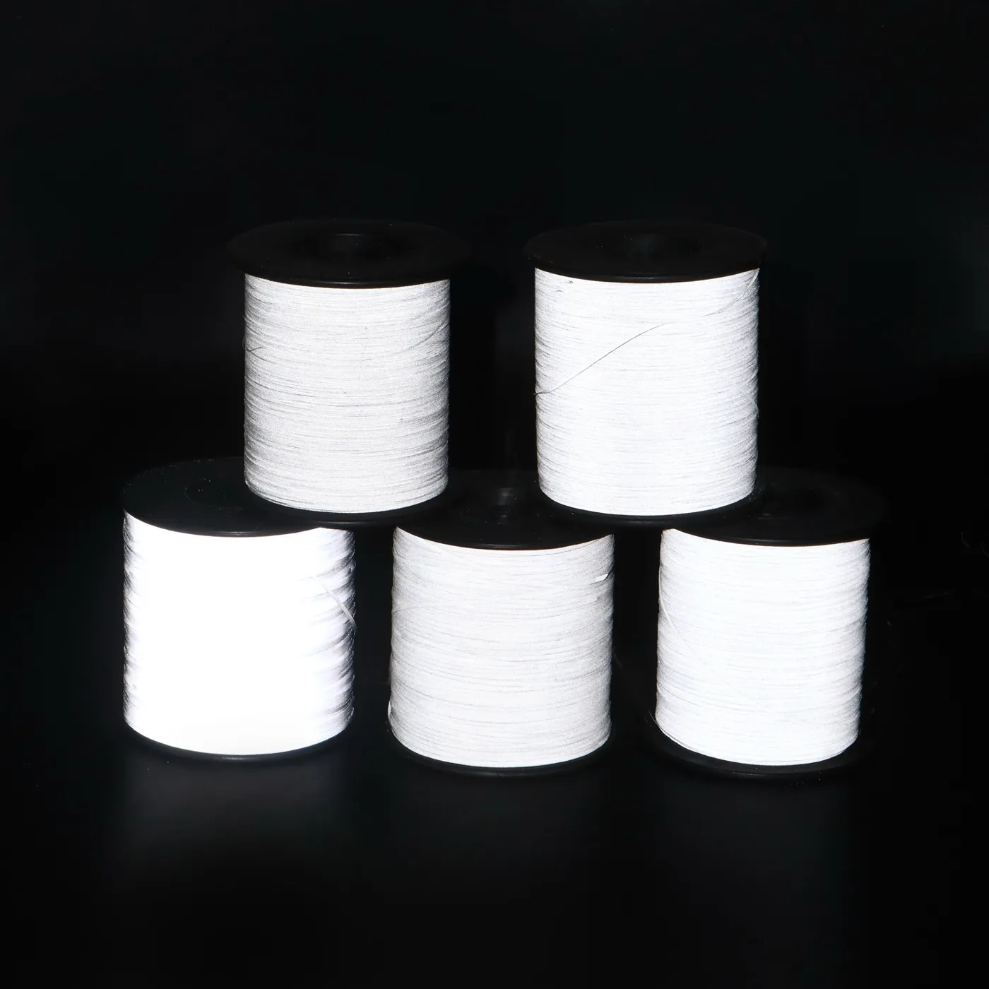 Reflective Yarn — view 2